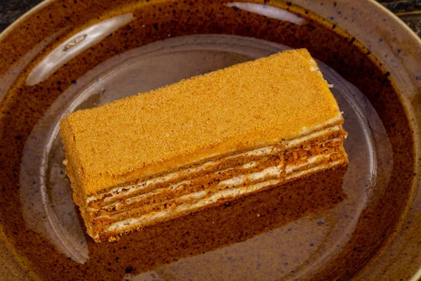 Lezzletli tatlım çok katmanlı kek 