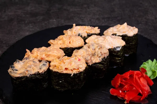 Japon Suşi ile çeşitli madde ayarla