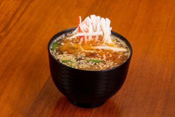 Yengeç eti ile Japon Miso çorbası