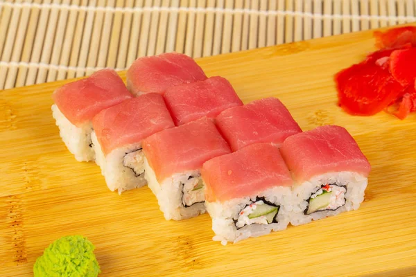 Lezzetli mamenori Fujiama suşi rulo