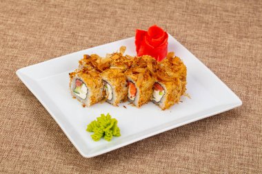 Japon soğuk geleneksel somon roll