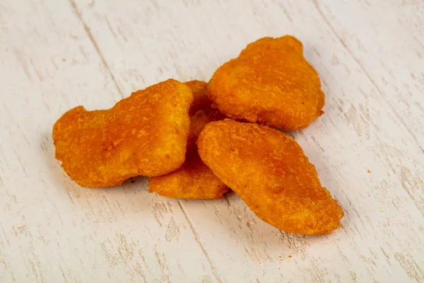 Ropogós Finom Arany Csirke Nuggets — Stock Fotó