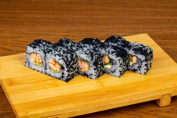 Pyszne Sushi Rolls Czarnym Kawiorem — Zdjęcie stockowe