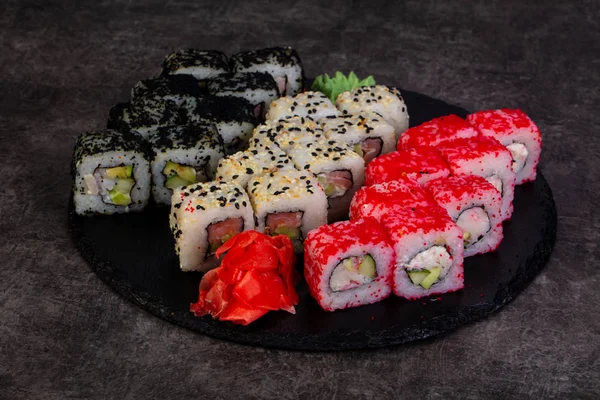 Japon Suşi ile çeşitli madde ayarla