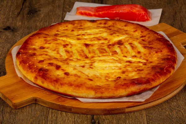Σπιτική Παραδοσιακή Γευστική Πίτα Οσετίας — Φωτογραφία Αρχείου