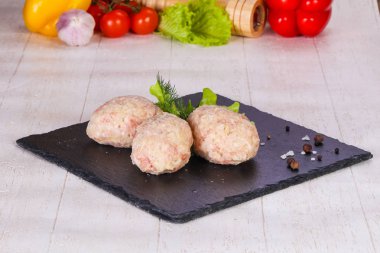 Çiğ Domuz pirzola - kıyılmış et