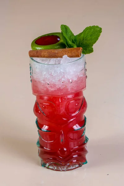 Sweet Koude Aardbei Cocktail — Stockfoto