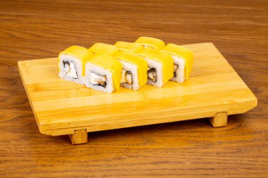 Lezzetli Venedik peynir ile sarılı rulo