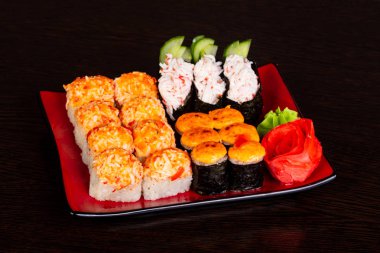 Japon geleneksel rulo ve suşi ayarla