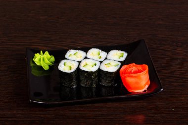 Japon geleneksel soğuk vejetaryen rulo