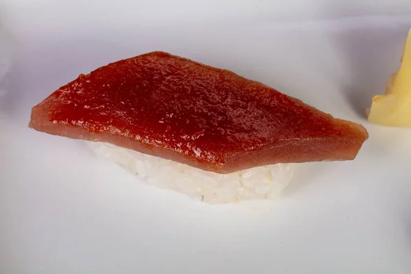 Japanse Traditionele Sushi Met Tonijn — Stockfoto