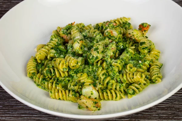 Smaczny Fusilli Prato Verde Ziołami — Zdjęcie stockowe