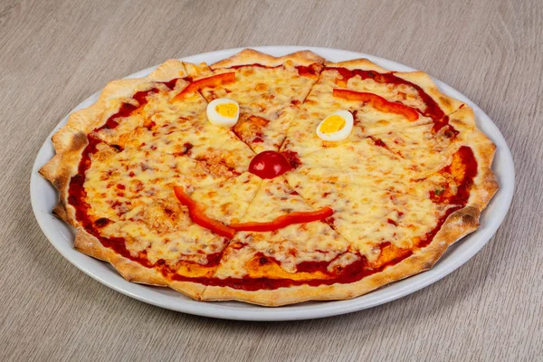 Děti Pizza Sýrem Rajčaty — Stock fotografie