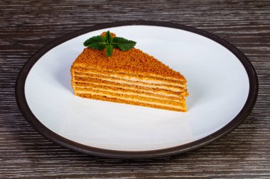 Nane ile servis lezzetli krem bal pasta