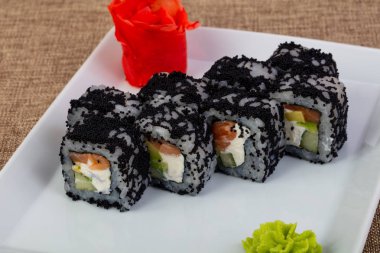 Somon ve salatalık ile