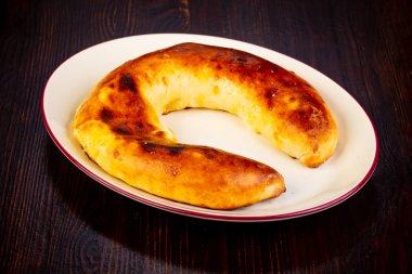 Plaka lezzetli sıcak simit