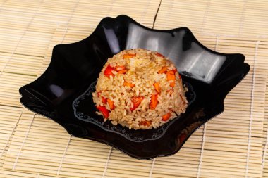 Tyahan sebze ile lezzetli tabak