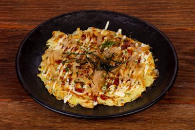 Deniz ürünleri ve balık Japon pizza