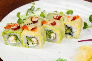 Japon rulo tavuk ve peynir ile