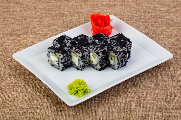 Roll with prawn and tobiko