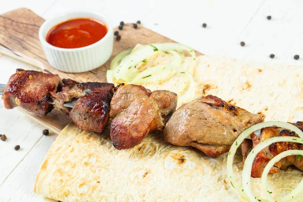 Grilled Pork Kebab Onion Sauce — Stock Photo, Image