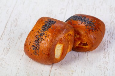 Tatlı tastu topuz reçel ile