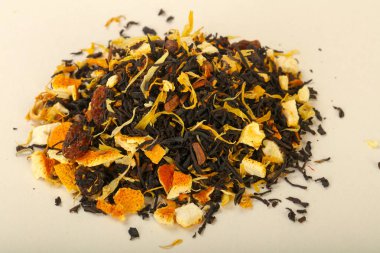 Aroma çay yığın meyve, meyveler ve otlar ile