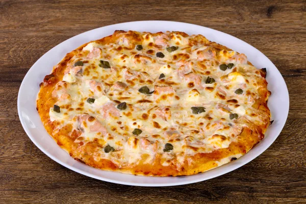 Pizza Saumon Câpres Fromage Pâte Molle — Photo