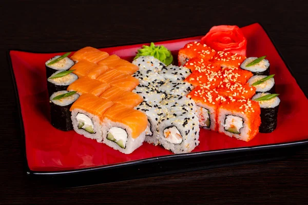 Japoński Tradycyjny Zestaw Rolki Sushi — Zdjęcie stockowe