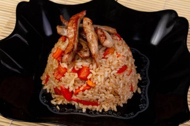 Tyahan ile sığır eti lezzetli tabak