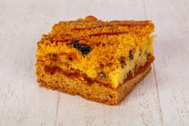 Lezzetli pandispanya ower ahşap arka plan