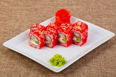 Yengeç et taklit ile Japon rulo