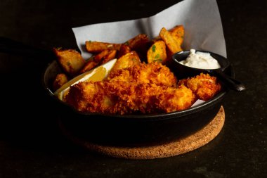 Balık ve cips Pan