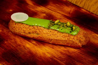 Tatlı lezzetli pasta krema ile 