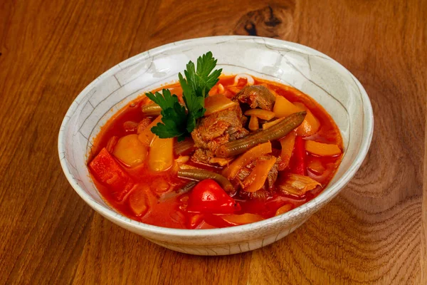 Традиционный Лагменский Суп Бараниной — стоковое фото