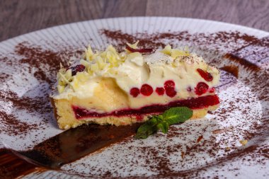 Hizmet çilek nane ile pasta