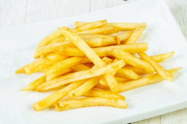 Sıcak lezzetli Fransız kızartması patates