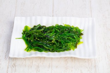 Marrinated yosun lezzetli tabak