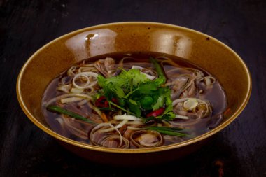 Ördek göğsü ve şehriye çorbası