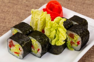 Japon geleneksel soğuk sebze rulo