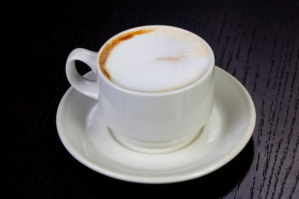 Köstliche Tasse Latte Kaffee — Stockfoto