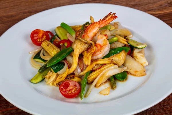 Friggere Con Frutti Mare Verdure — Foto Stock