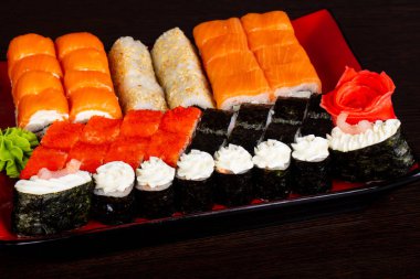 Japon geleneksel rulo ve suşi ayarla