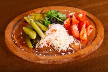 Turşu sebze salatalık ve lahana