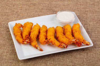 Beyaz soslu karides tempura