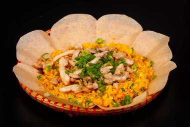 Vietnam mutfağı - Fried rice ile tavuk