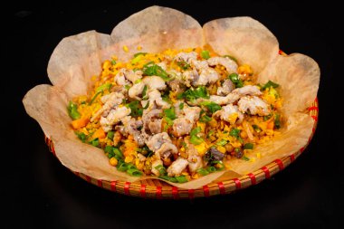 Asya mutfağı Fried rice etli