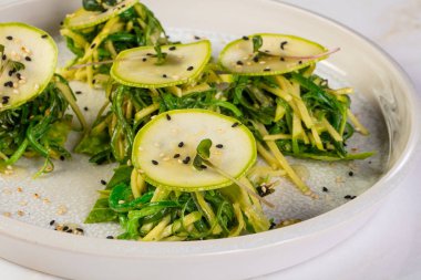 Kabak apple ve chuca ile