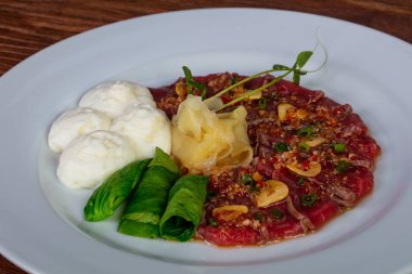 Ham Japon Genç Dana carpaccio