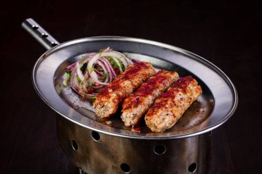 Soğan kebabı ızgara et